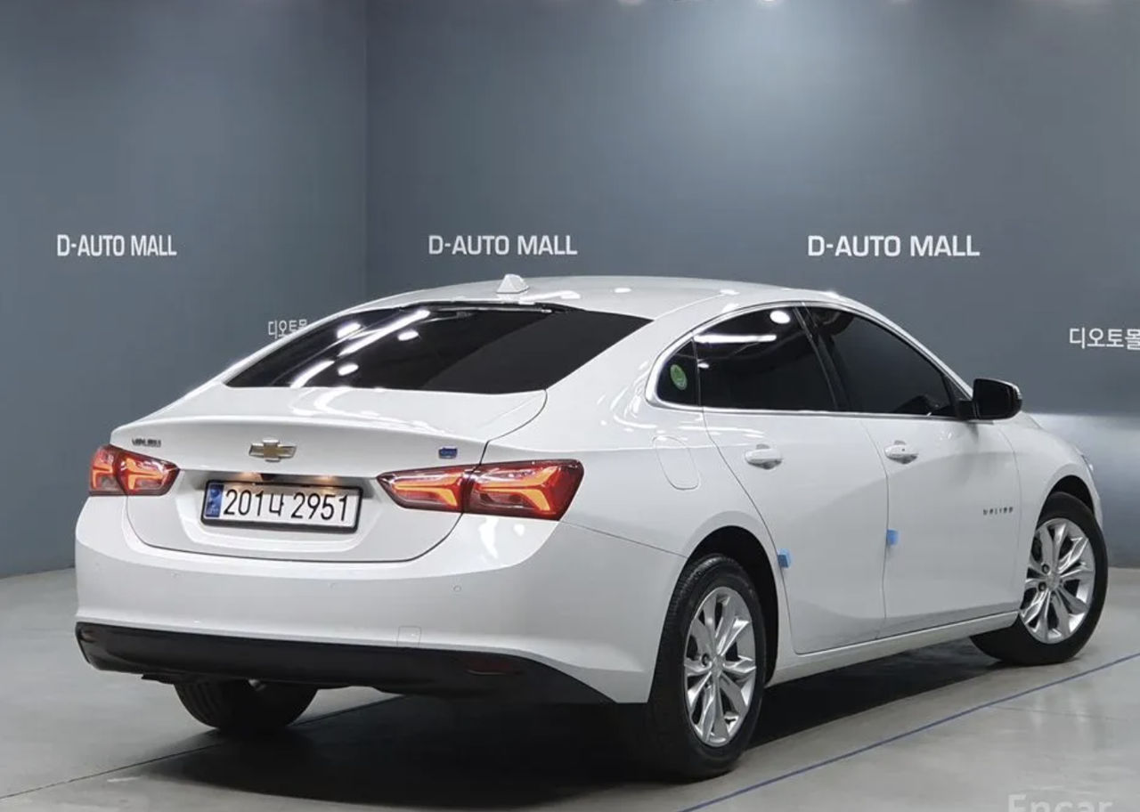 Chevrolet Malibu foto 3