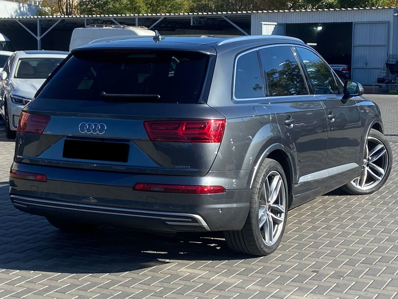 Audi Q7 e-tron foto 2