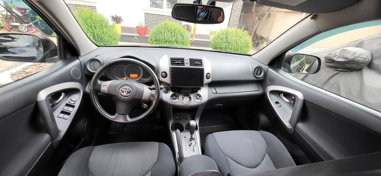 Toyota Rav 4 foto 3