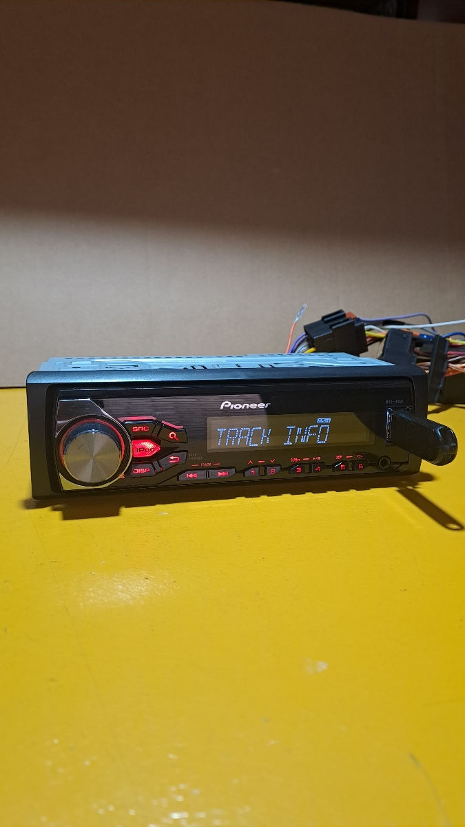 Pioneer mvh-180ui radiocasetofon магнитола  фото 1