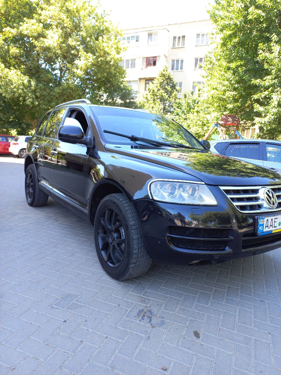 Volkswagen Touareg foto 0