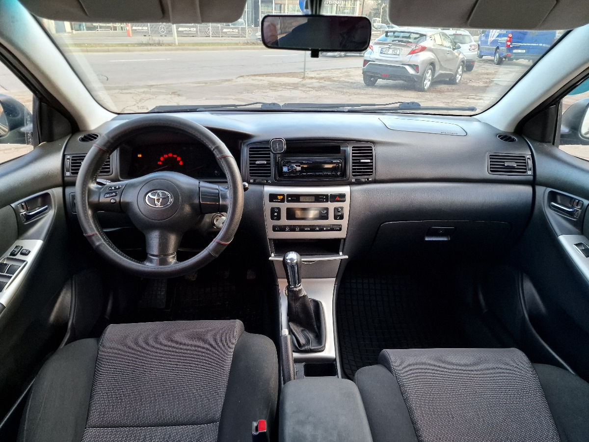 Toyota Corolla foto 4