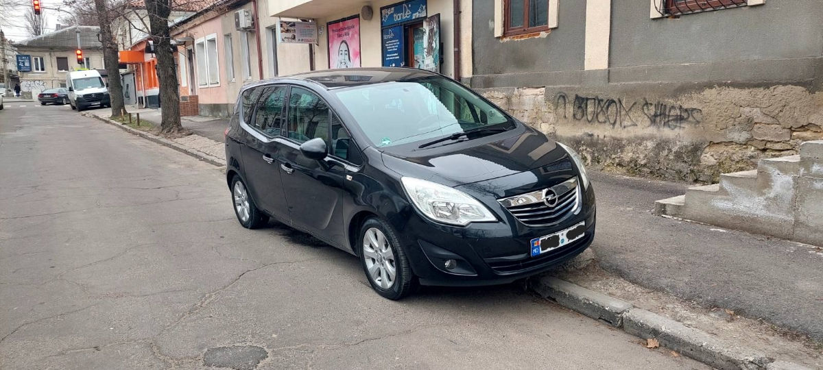 Chirie auto ungheni foto 8