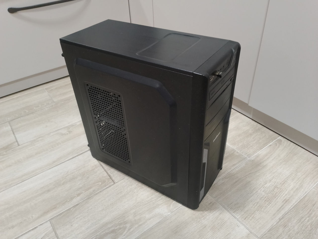 Intel r core tm i3 2120 cpu 3 30ghz ram 8gb gefoce gt 730 hdd