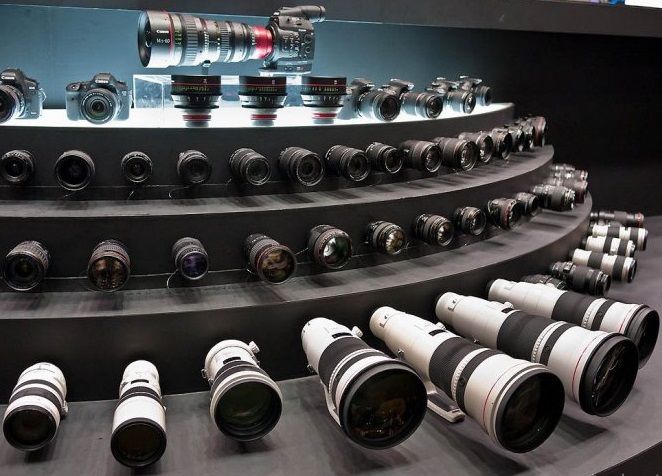 Куплю Объективы и Фотоаппараты Canon , Nikon , Zeiss Leica , Hasselblad и другие..  срочной продажи фото 0