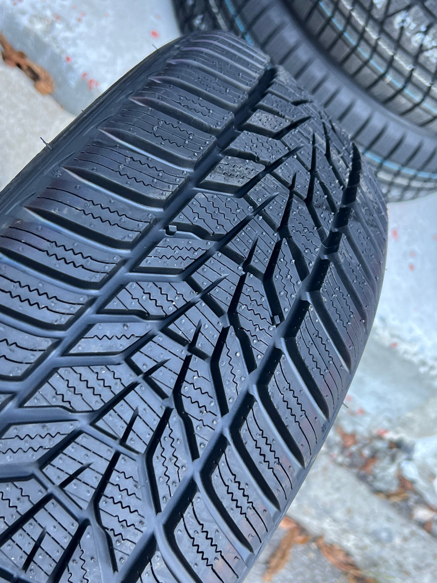 195/55 R20 Hankook Icept Evo3/ Доставка, livrare toata Moldova foto 3