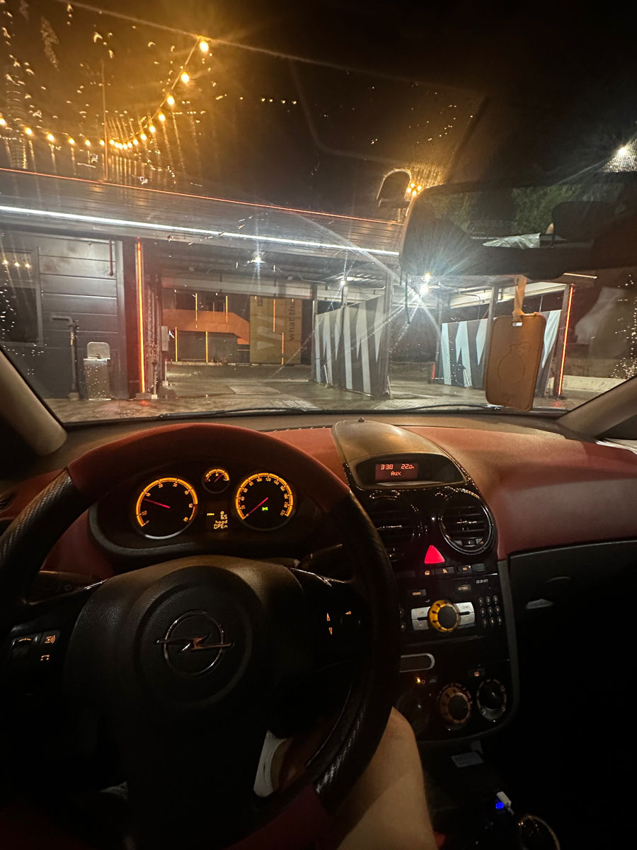 Opel Corsa фото 6