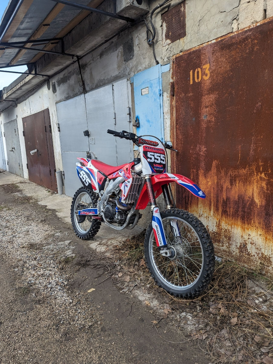 Honda CRF 450 foto 0