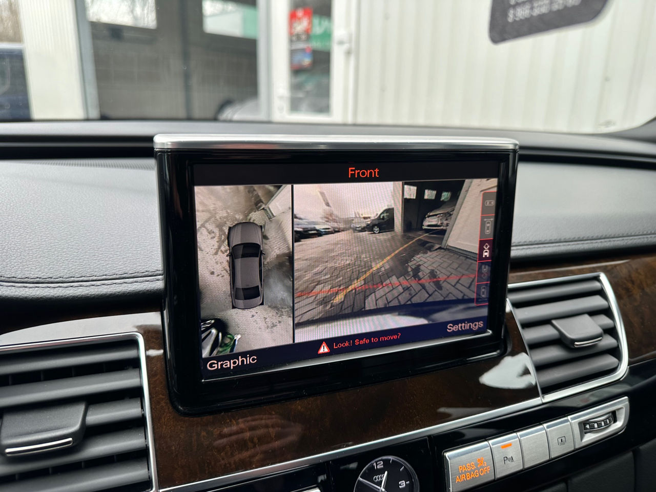 Audi A8 foto 12