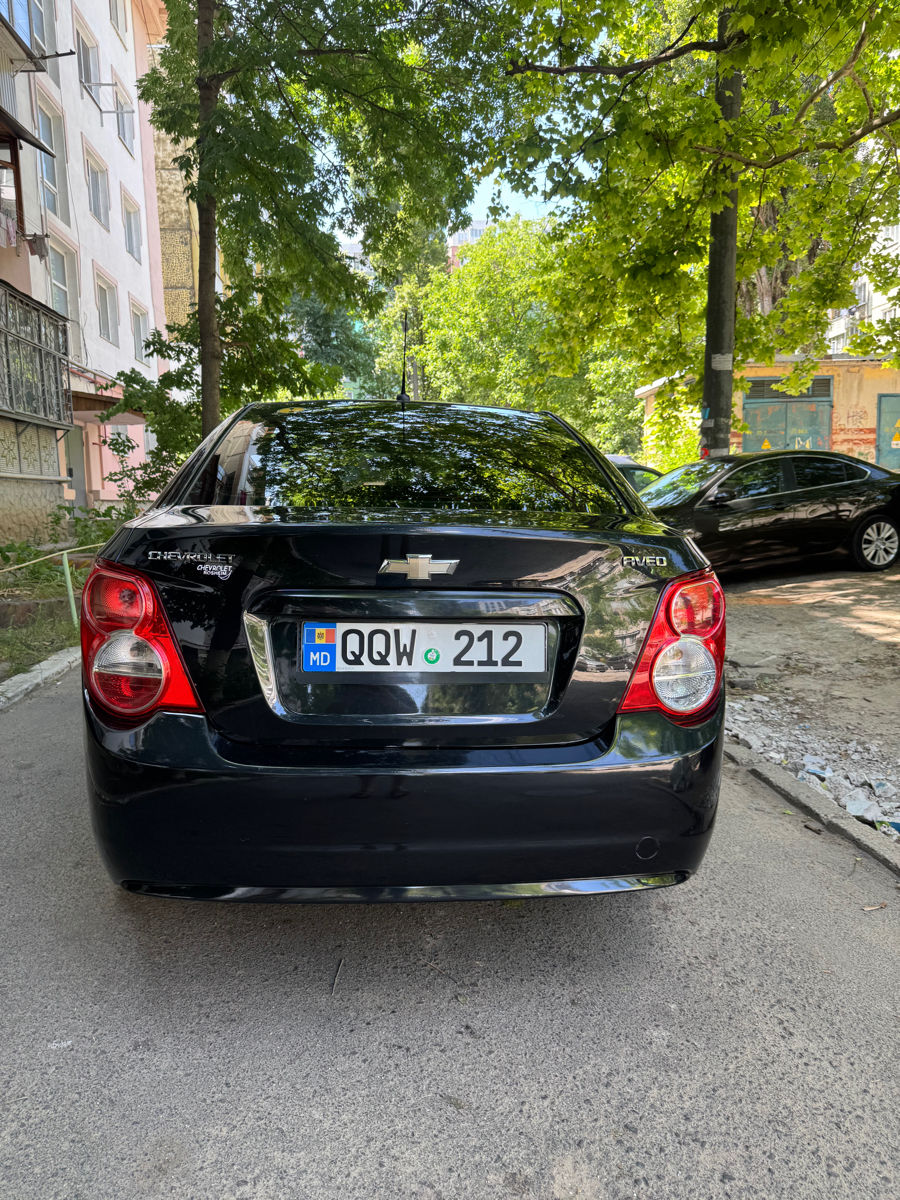 Chevrolet Aveo foto 4