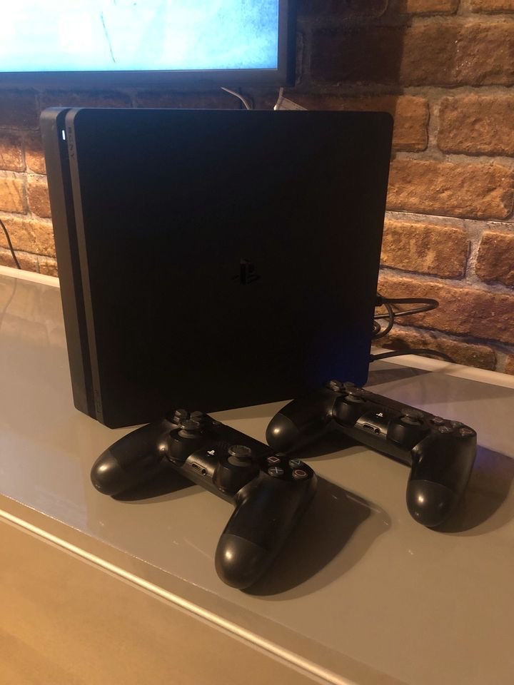 Playstation 4 cu 25 de jocuri foto 2