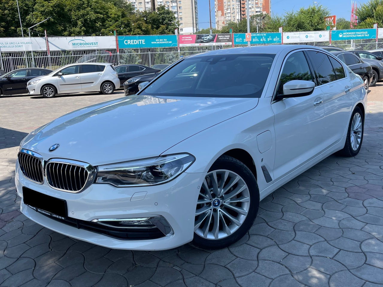 BMW 5 Series foto 0