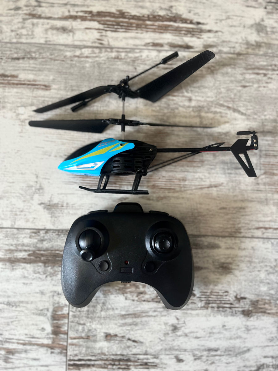 Elicopter cu telecomandă  фото 0