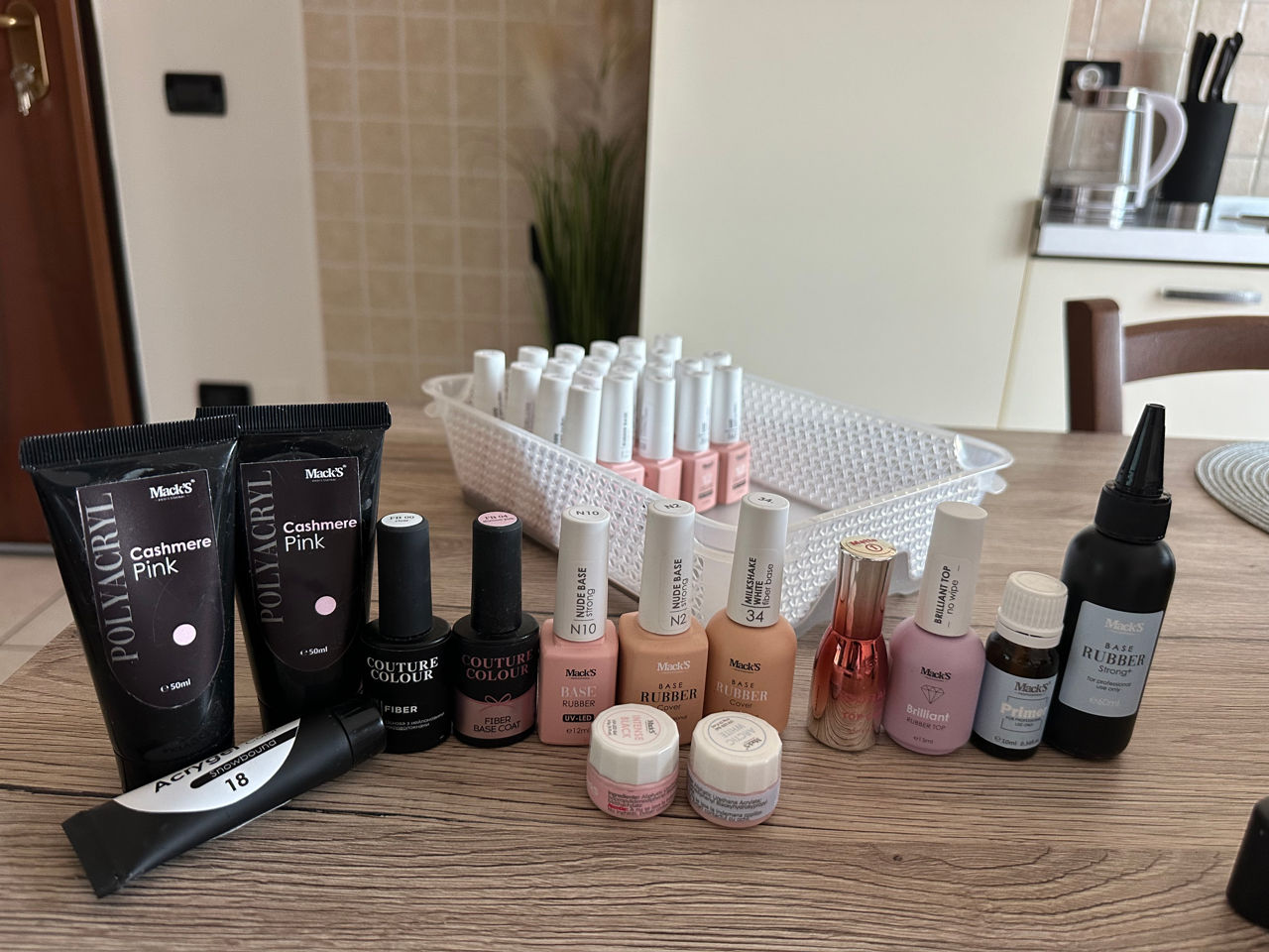 Macks Professional produse pentru unghii foto 0