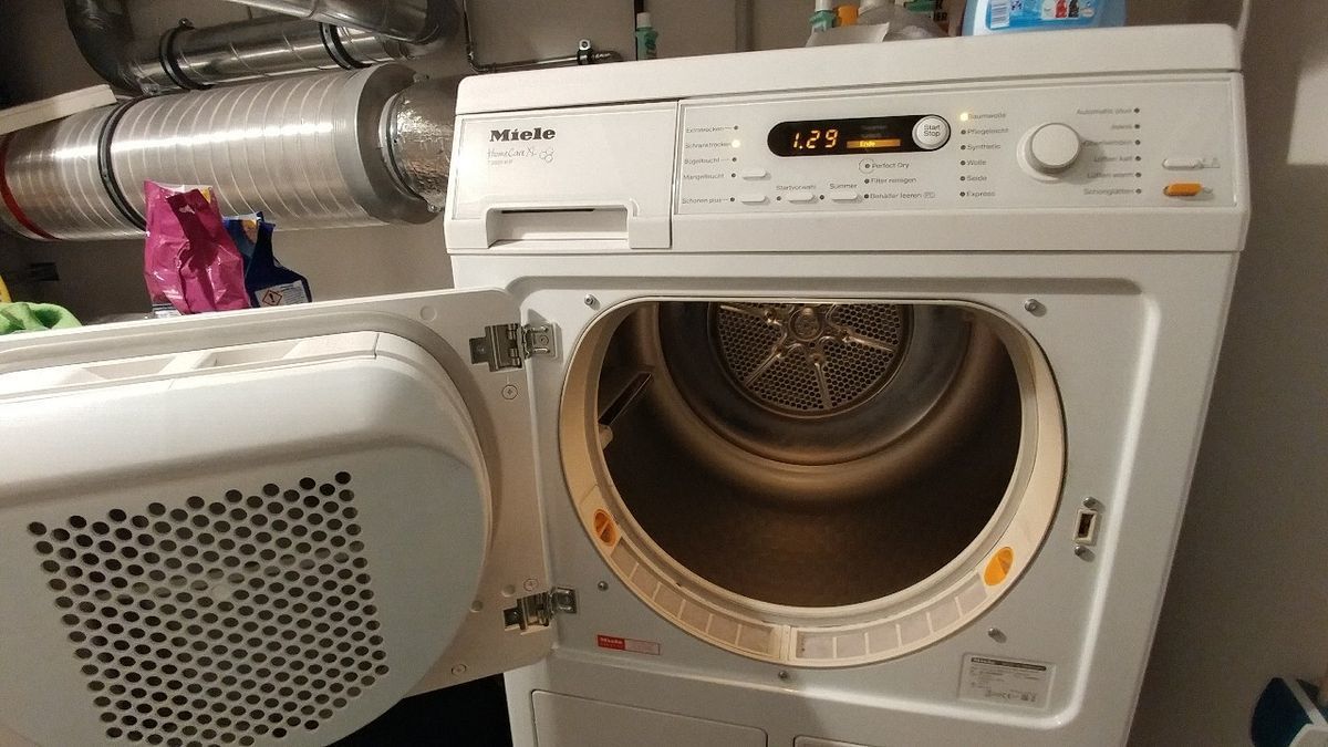 Свежая сушка Miele T8801WP на 7 кг с тепловым насосом!
