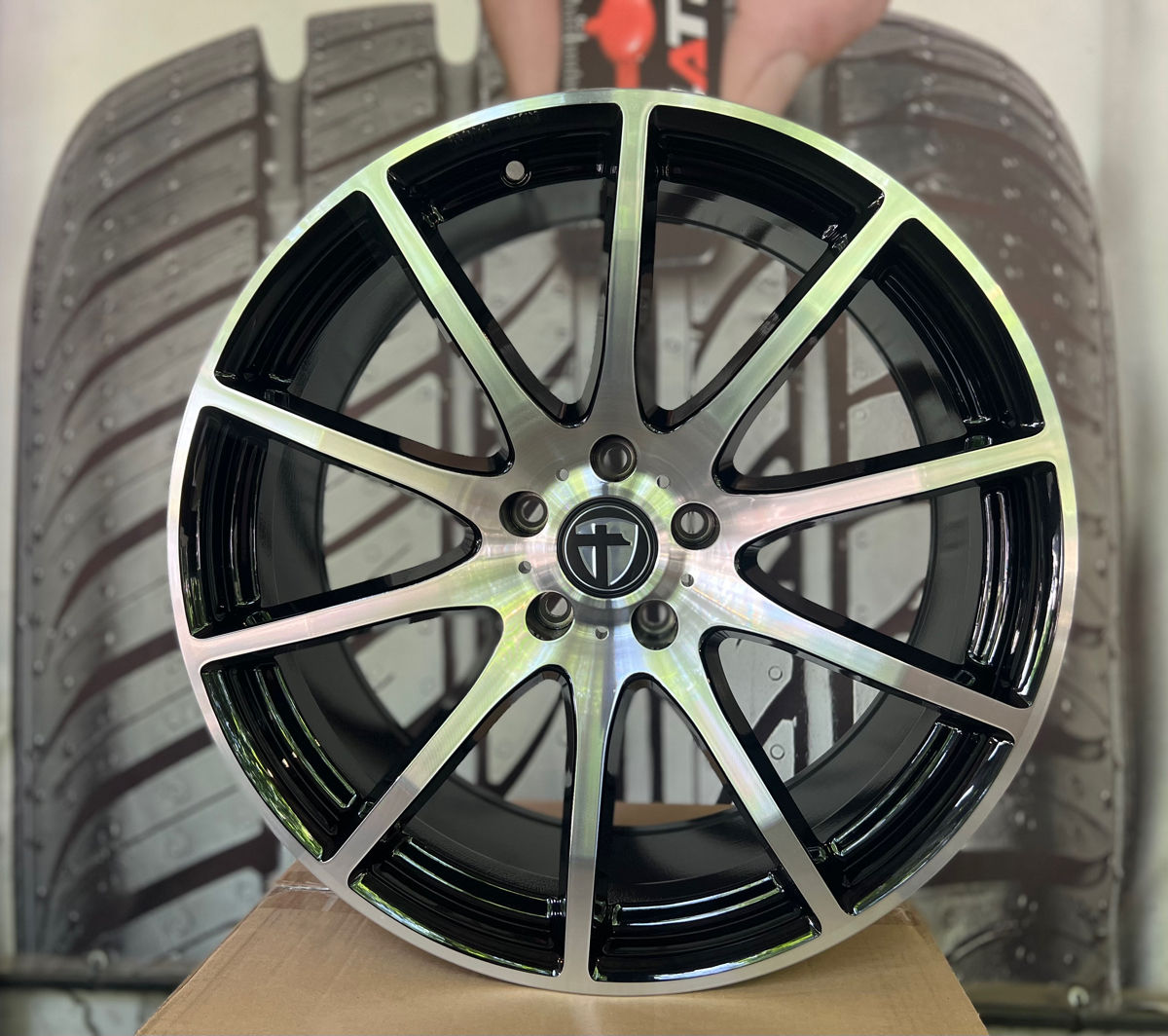 5x114.3 R20 Platin P113