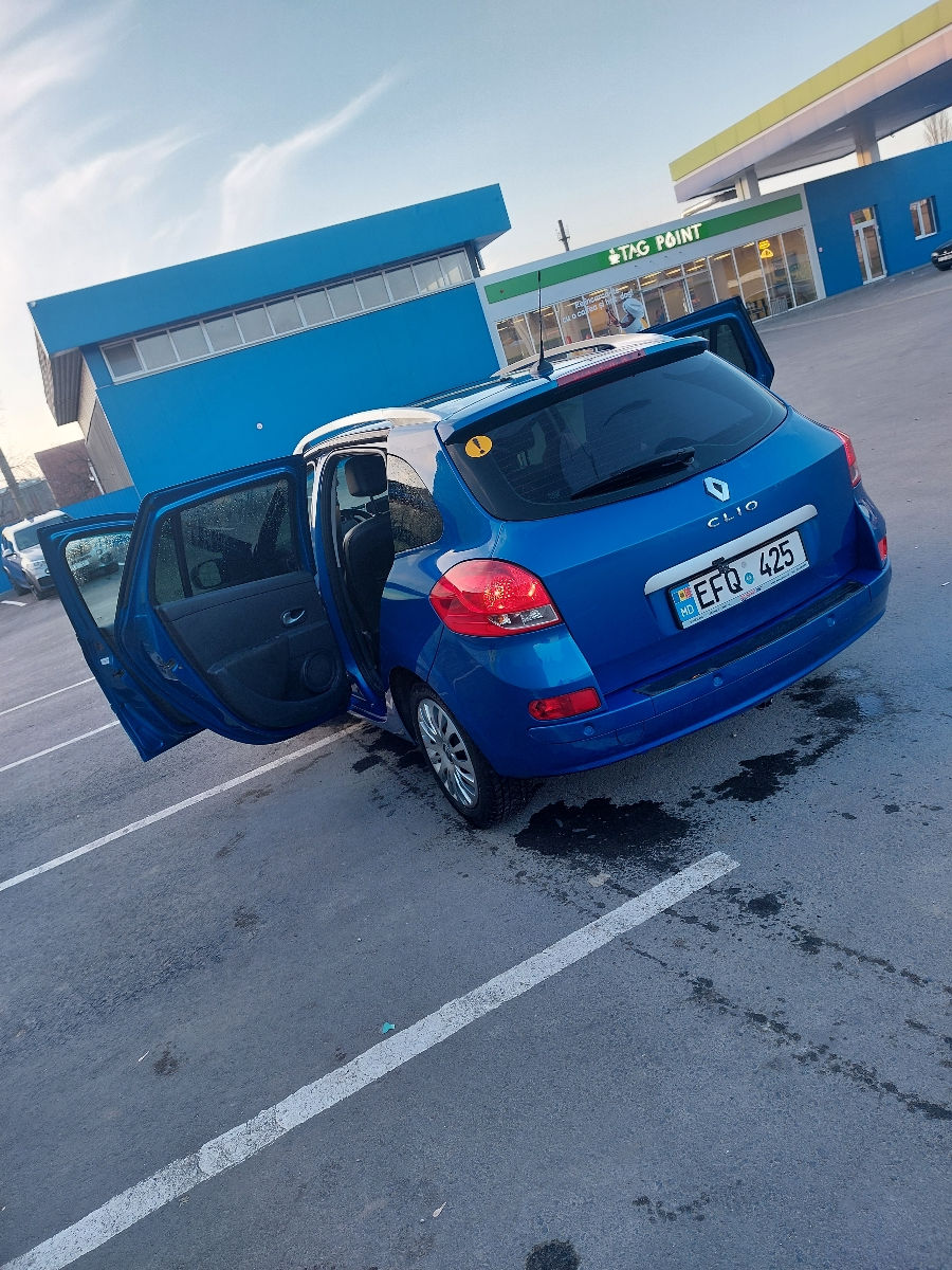 Renault Clio foto 1