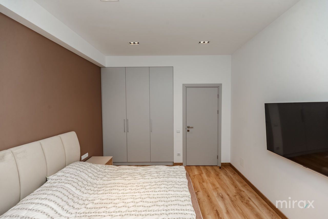 Apartament cu 2 camere, 76 m², Centru, Chișinău foto 11