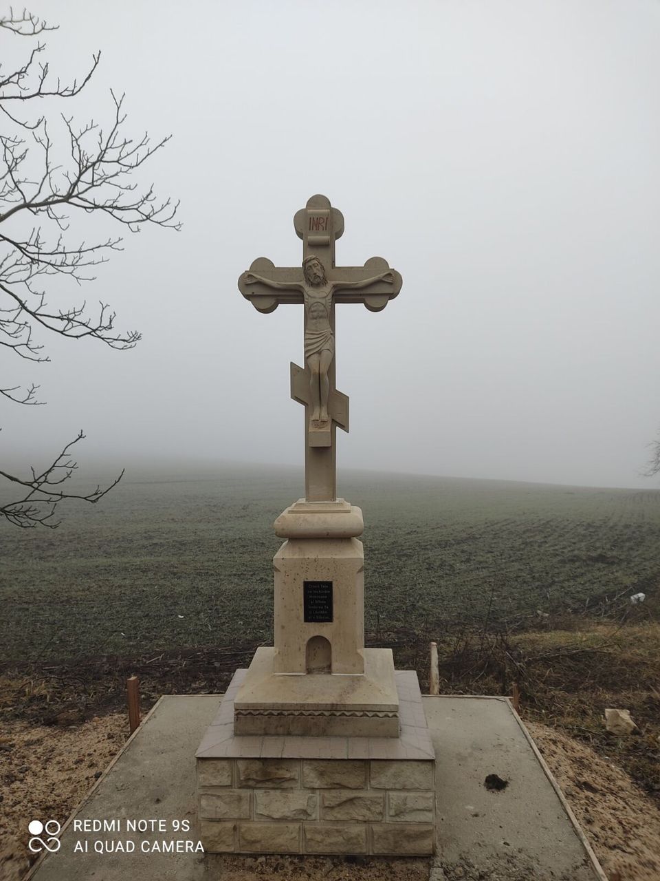 Rastigniri, monumente, lucrari din piatra de Cosauti foto 1