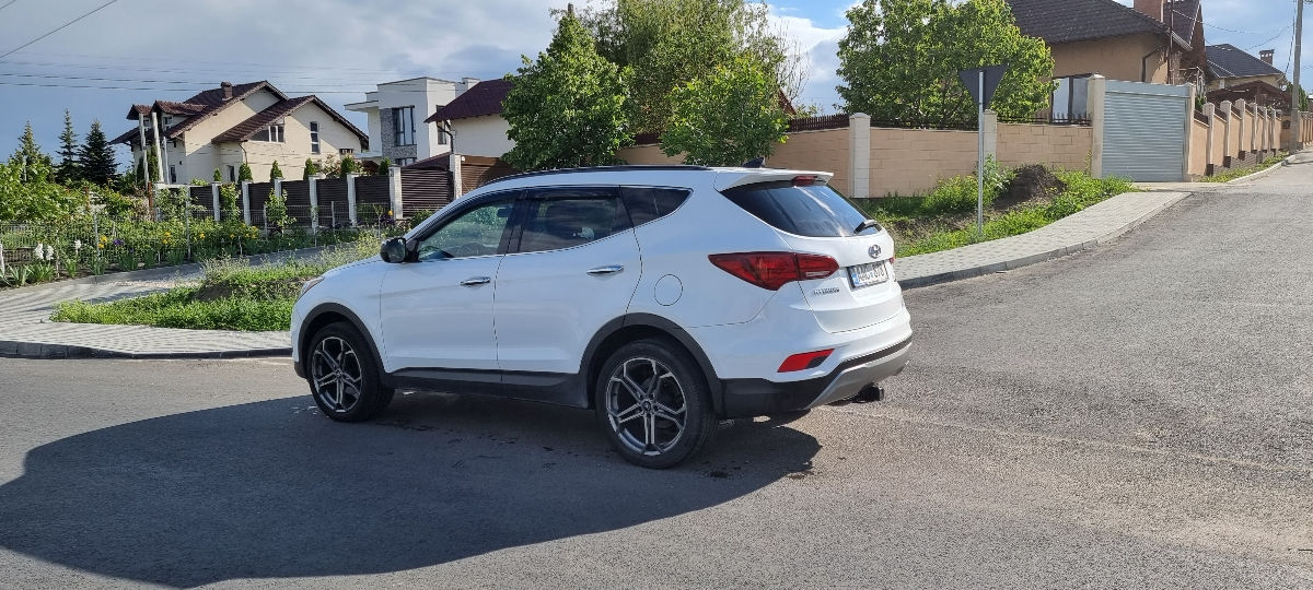 Hyundai Santa FE foto 1