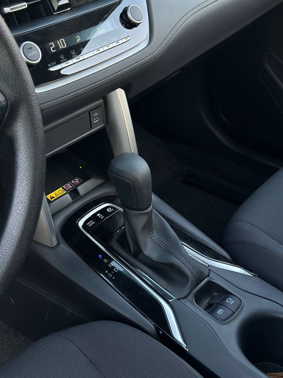 Toyota Corolla Cross фото 11