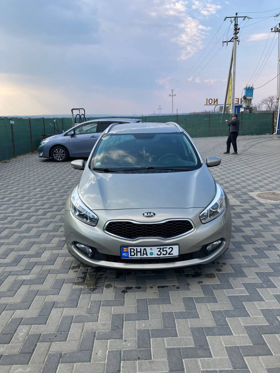 KIA Ceed Sw foto 2