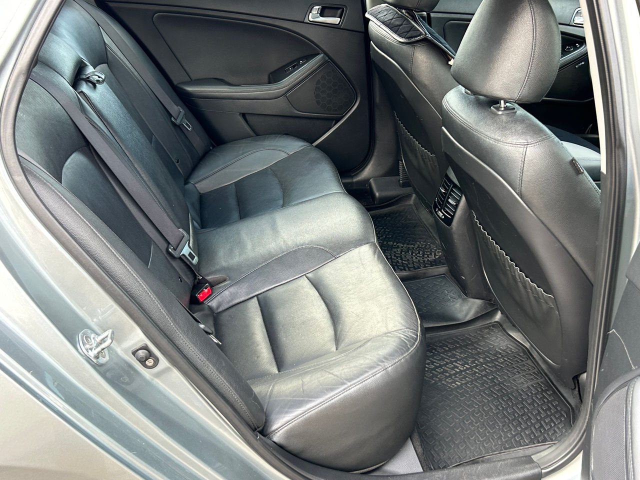 KIA Optima foto 16