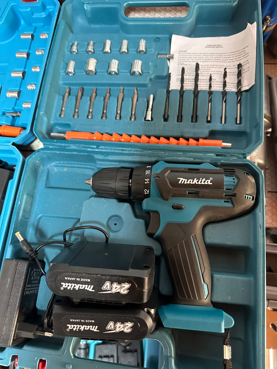 Insurubator Makita cu set de bite foto 1