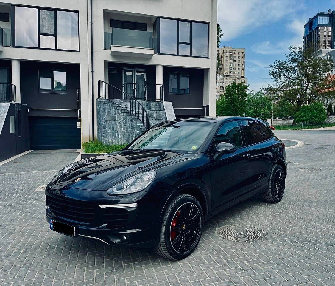 Porsche Cayenne foto 1