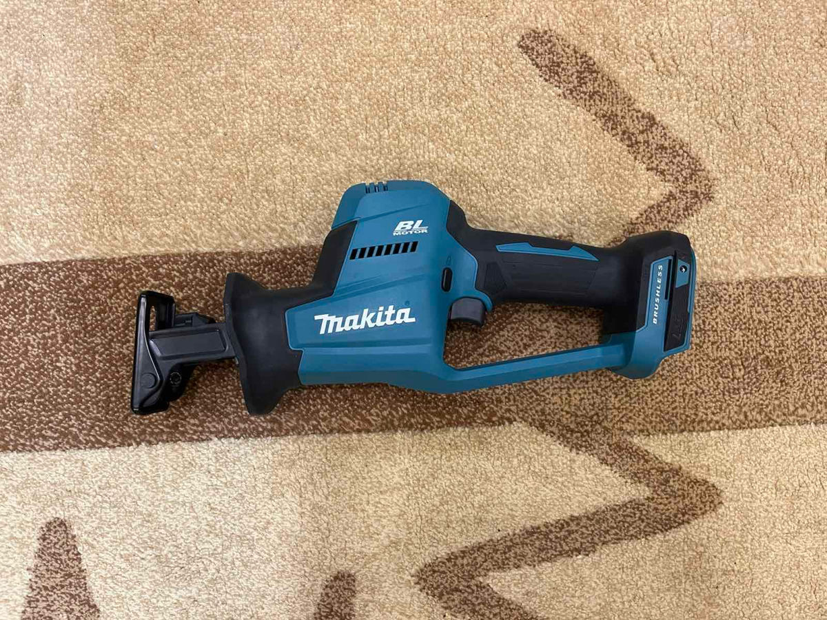 Fierăstrău sabie Makita DJR189 foto 0