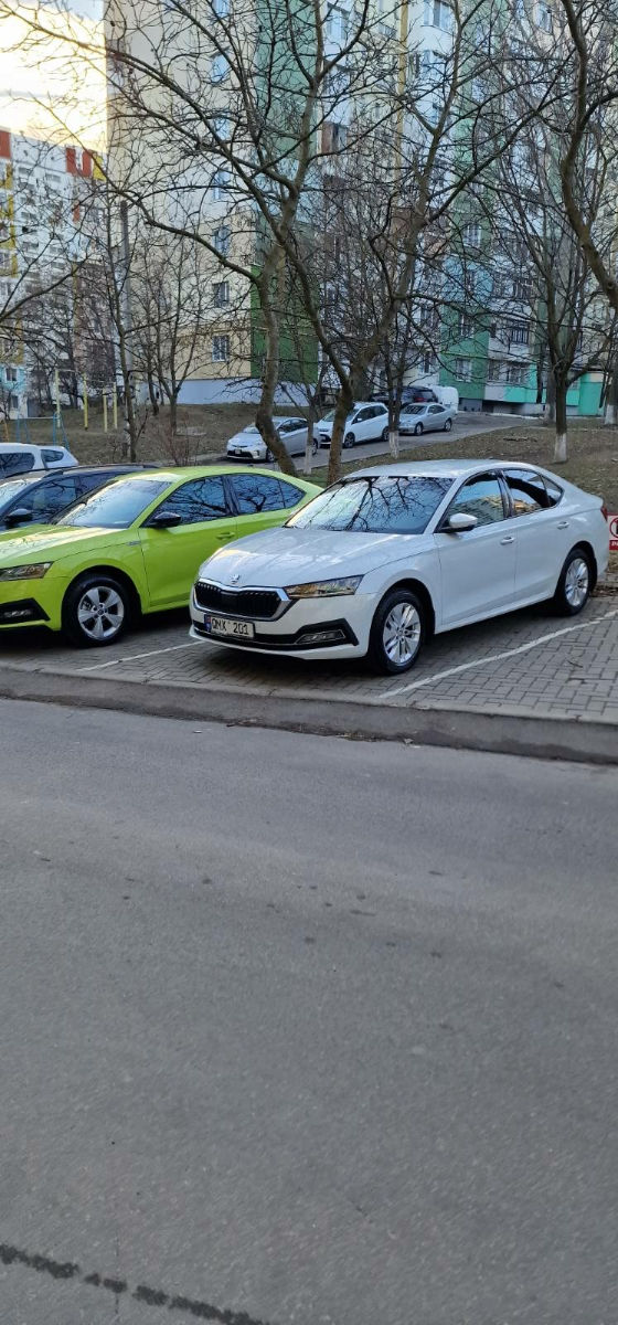 Taxi. Iași - București. foto 6