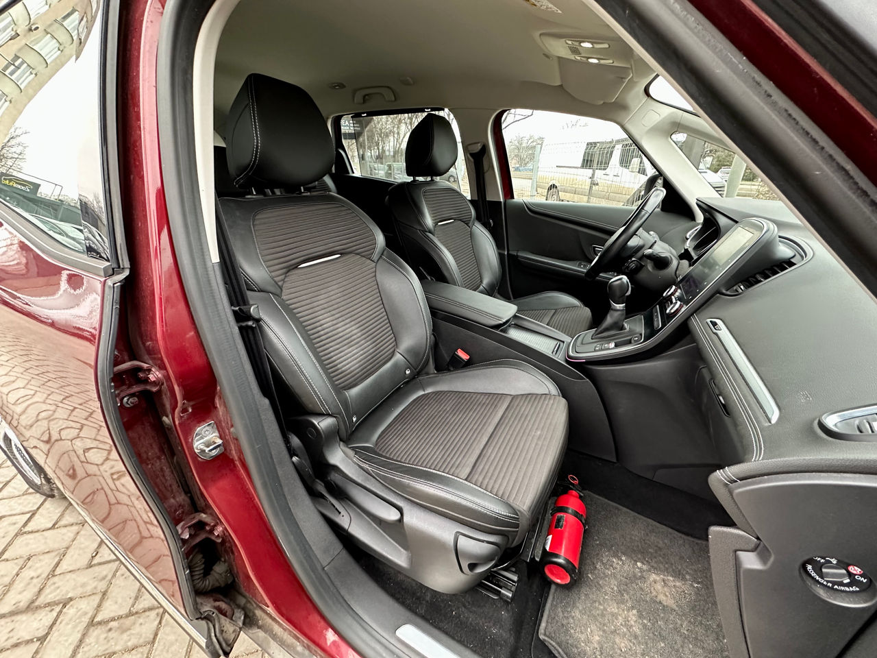 Renault Grand Scenic foto 9