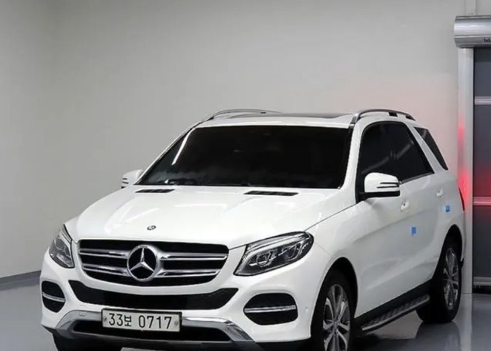 Mercedes GLE foto 0