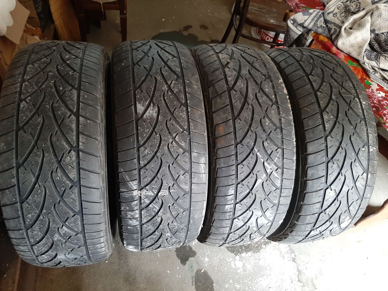 285/60 R18-1500 лей Комплект