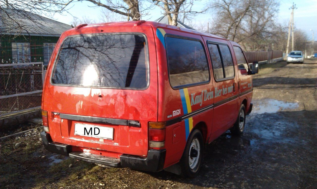 Isuzu Midi