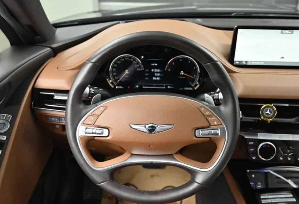 Genesis G80 foto 8