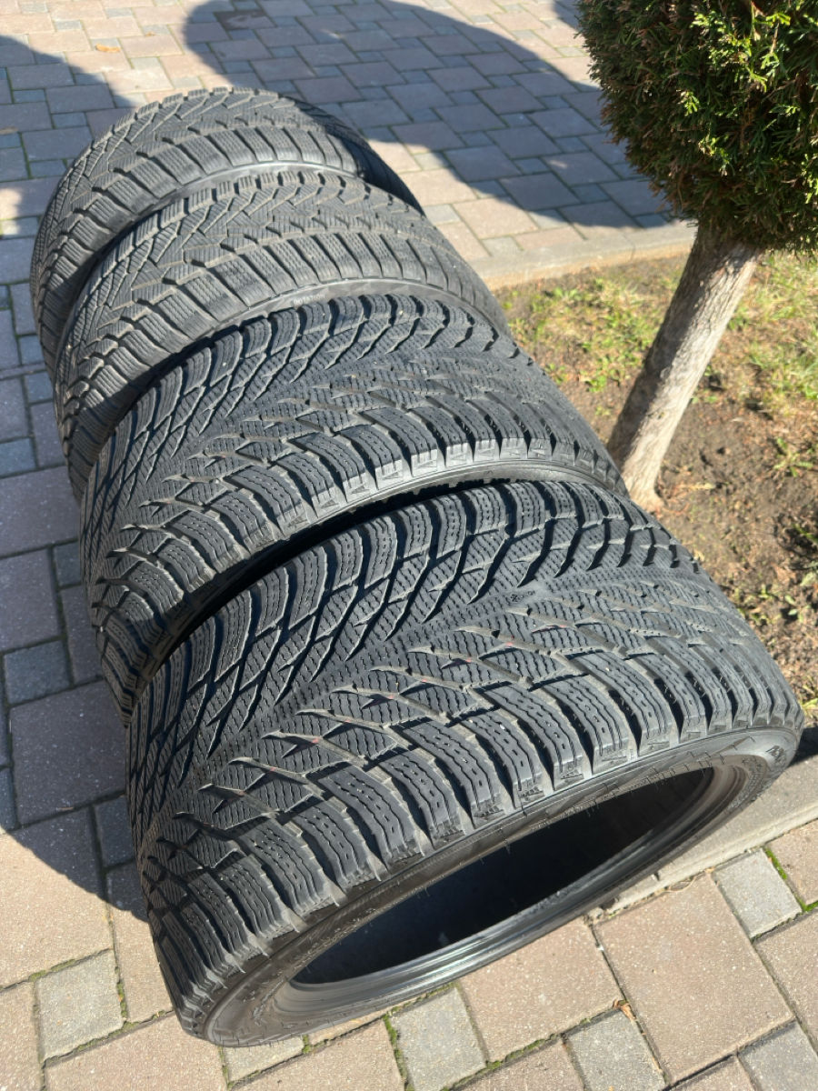 275/40r18 245/45r18 Cauciucuri iarna în două dimensiuni