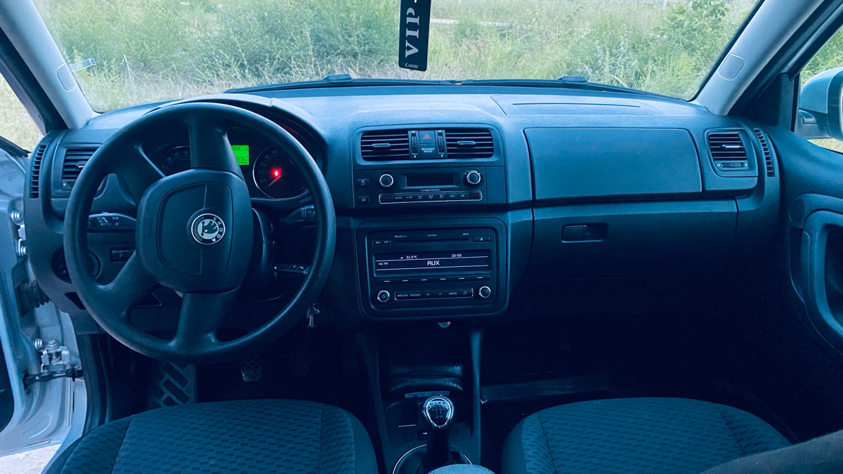 Skoda Fabia фото 9