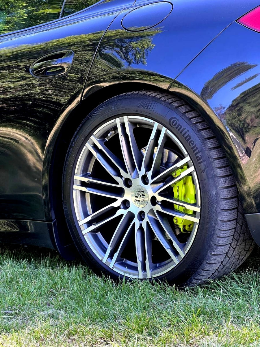 Porsche Panamera фото 1