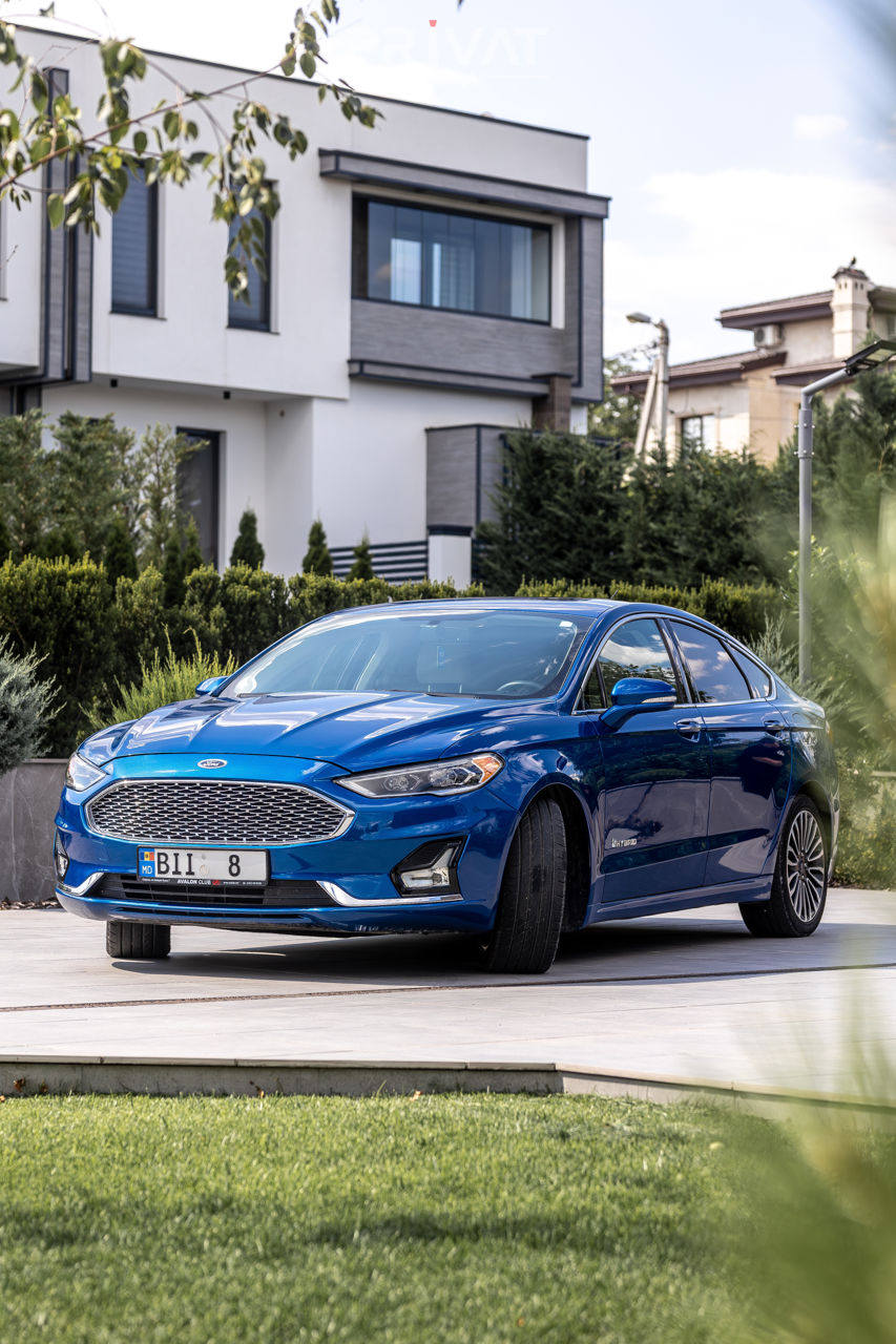 Ford Fusion 2.0 Hybrid - Cherie - Rent car - Аренда авто фото 0