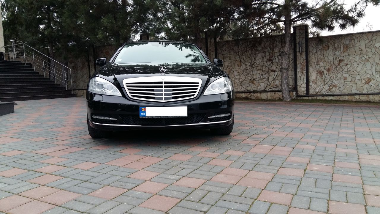 Mercedes S class long. Automobil de lux pentru orice solemnitati si ocazii.Reduceri!!! foto 3