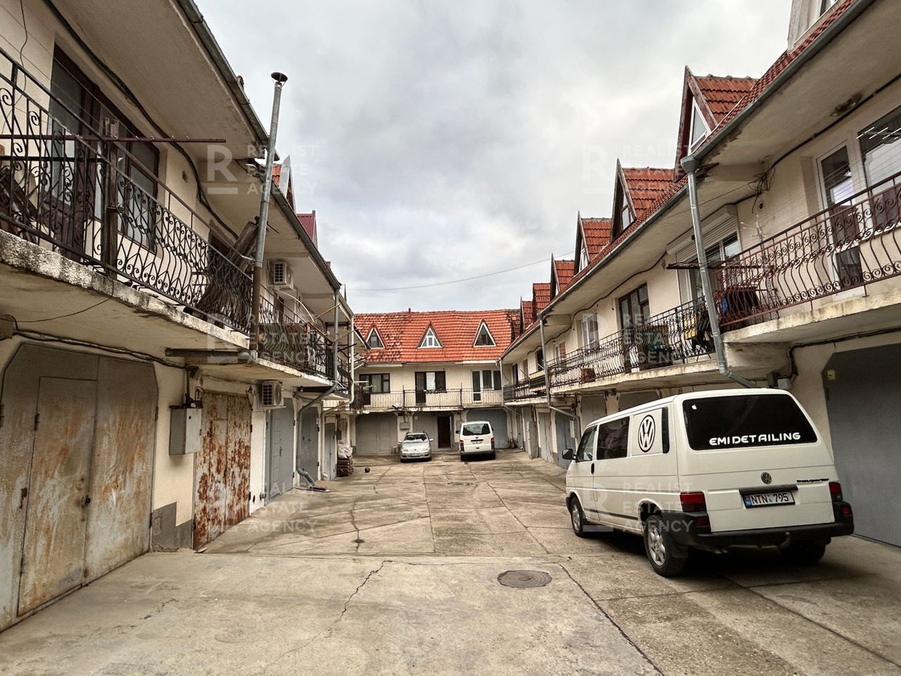 Vânzare, garaj , 81 mp, strada Gheorghe Asachi, Centru foto 1