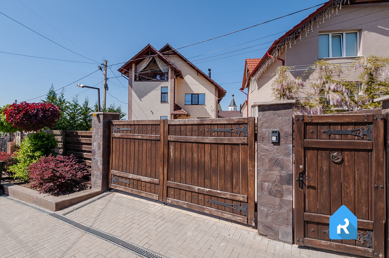 Casă Băcioi 3 Nivele. foto 18