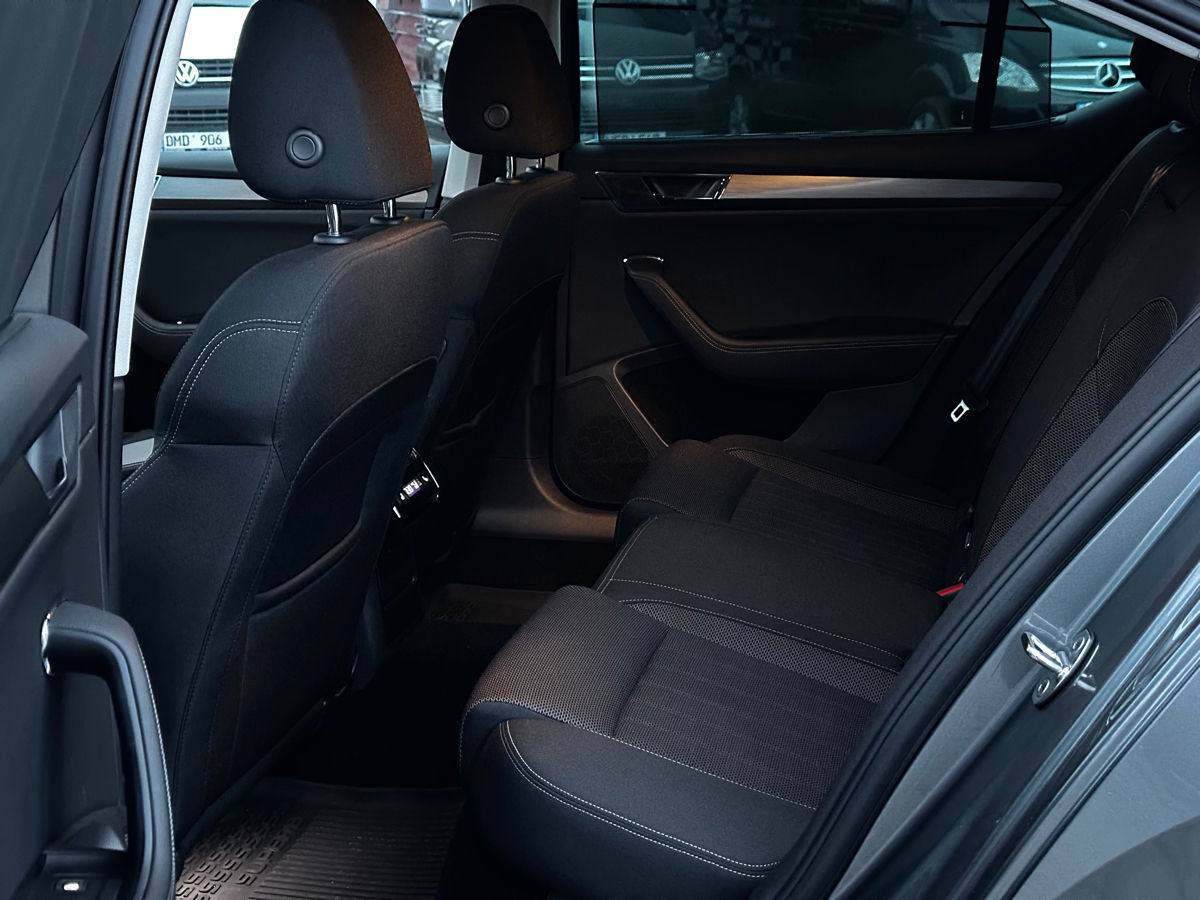 Skoda Superb foto 13