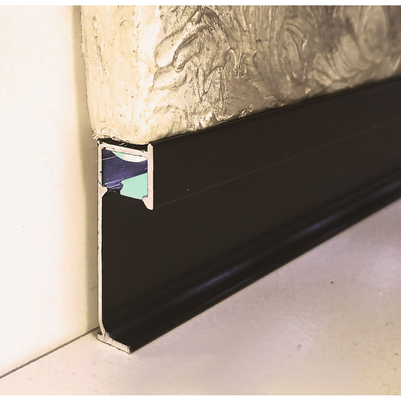 Plinta din aluminiu pentru instalare ascunsa 5/40 LED, 100mm foto 1