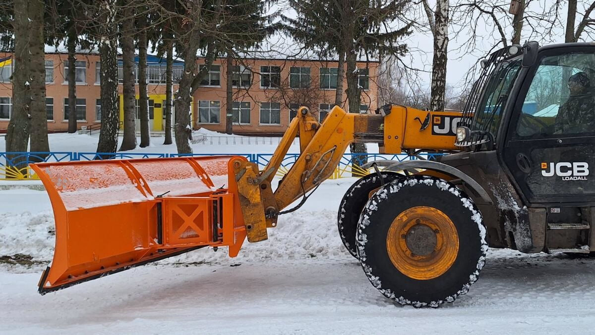 Отвал на погрузчик  JCB foto 1