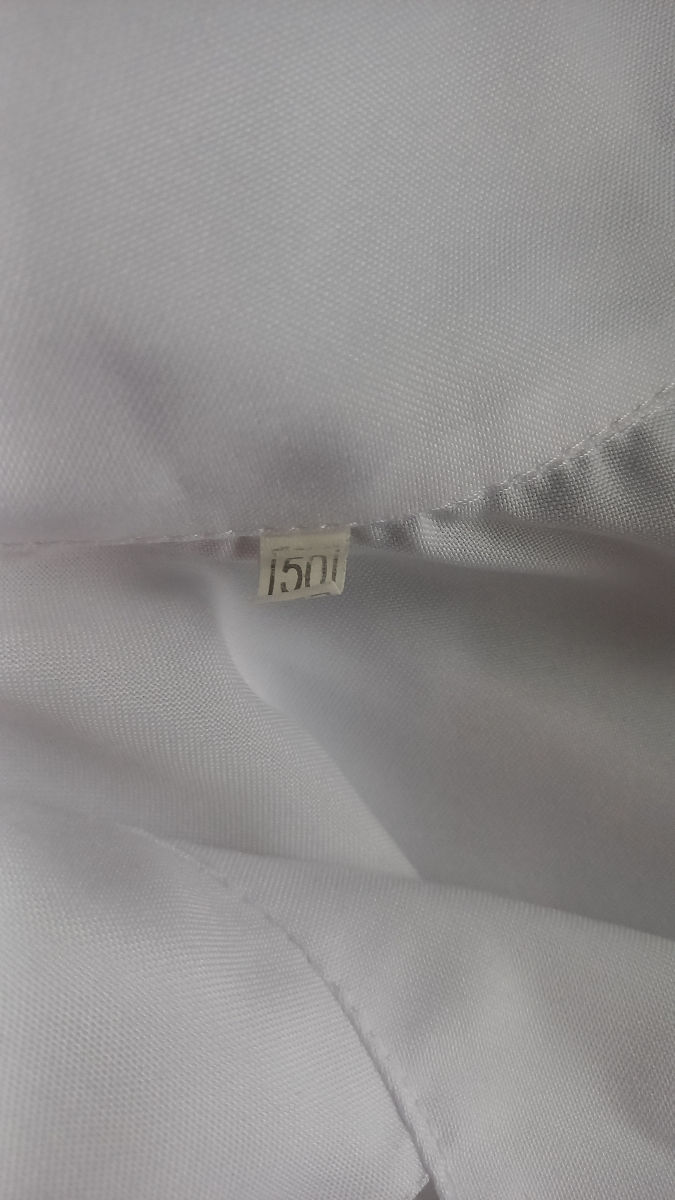 De vânzare 2 halate medicale + bonetă. Buiucani sau centru foto 7