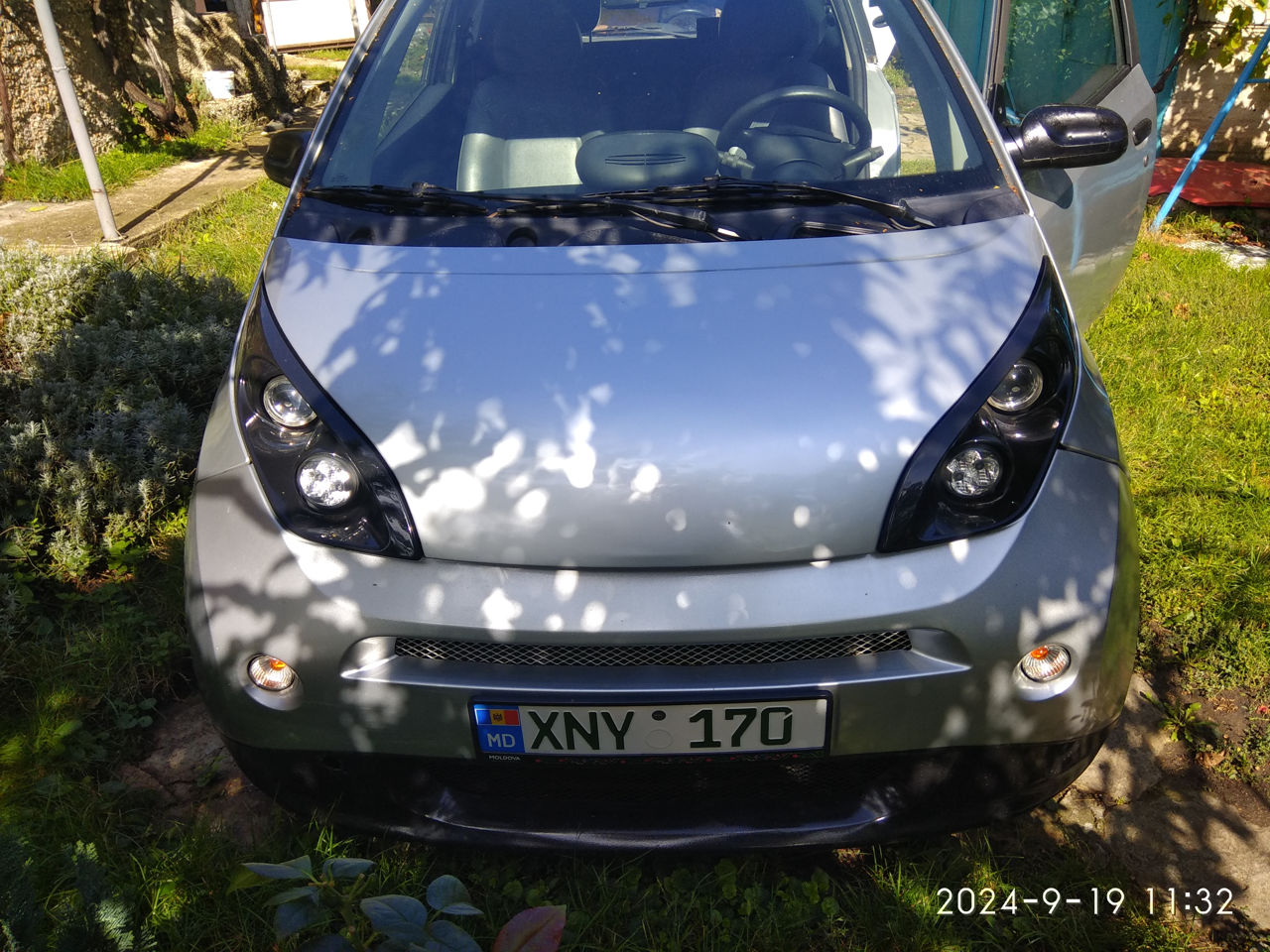 Se vinde Electro mini masina cu 4 locuri parcurge 70km cu viteza de 50km/h foto 6