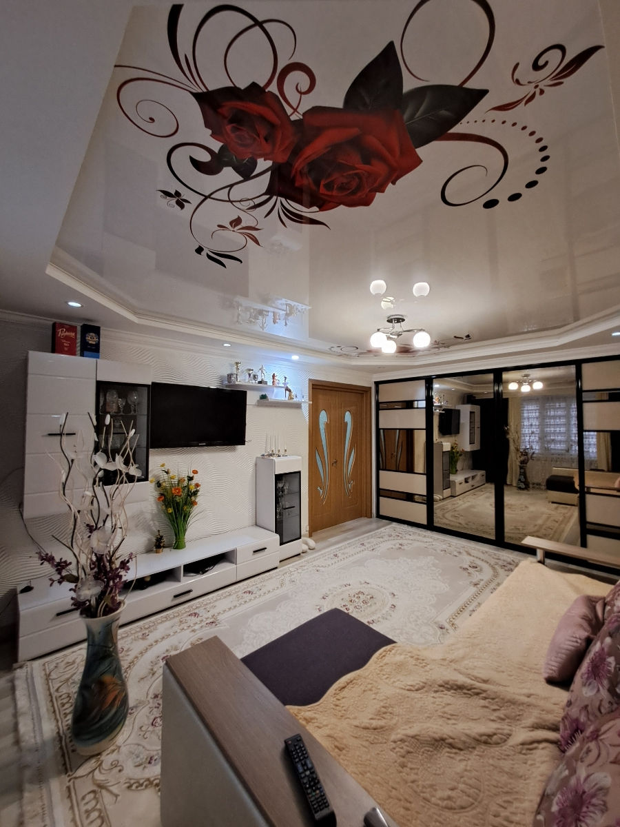Apartament cu 3 camere, 82 m², Periferie, Ialoveni foto 0