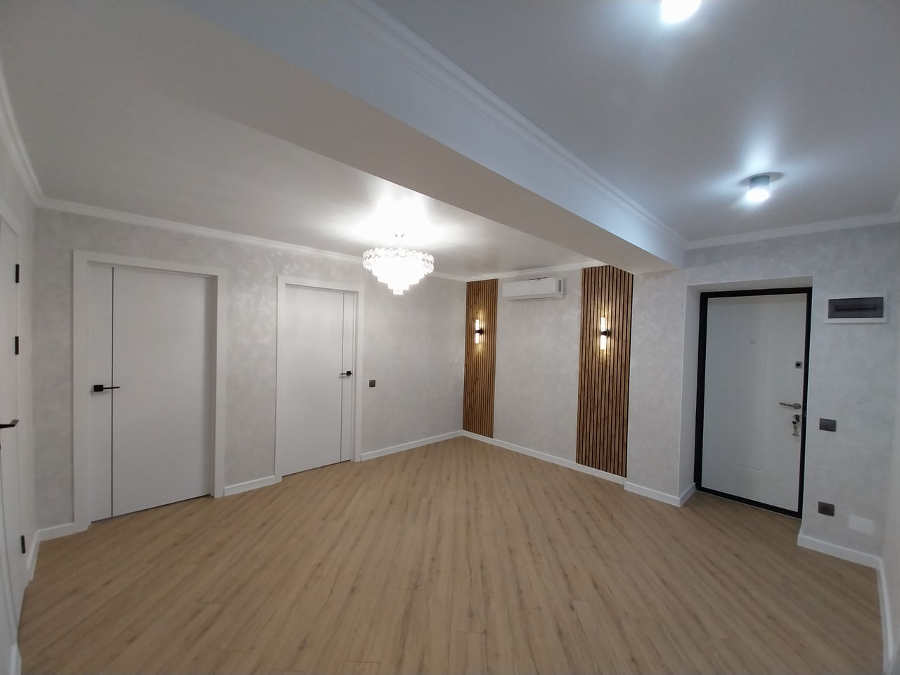 Apartament cu 3 camere, 71 m², Buiucani, Chișinău foto 4